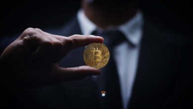 سعر البيتكوين يتجاوز 100,000 دولار