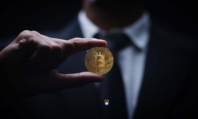 سعر البيتكوين يتجاوز 100,000 دولار